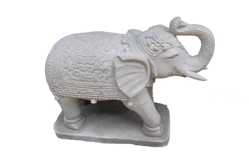 Product image 2 of the product “Indian elephant length approx.100cm, head facing right and right foot forward ”